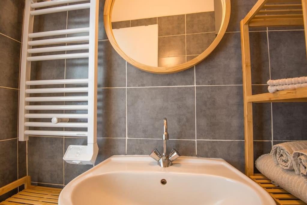 Le Petit Cosy Apartment Angers Ngoại thất bức ảnh